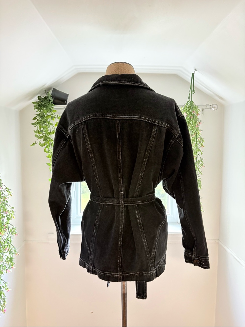 ASOS Black Belted Denim Jacket - Picture 4 of 5